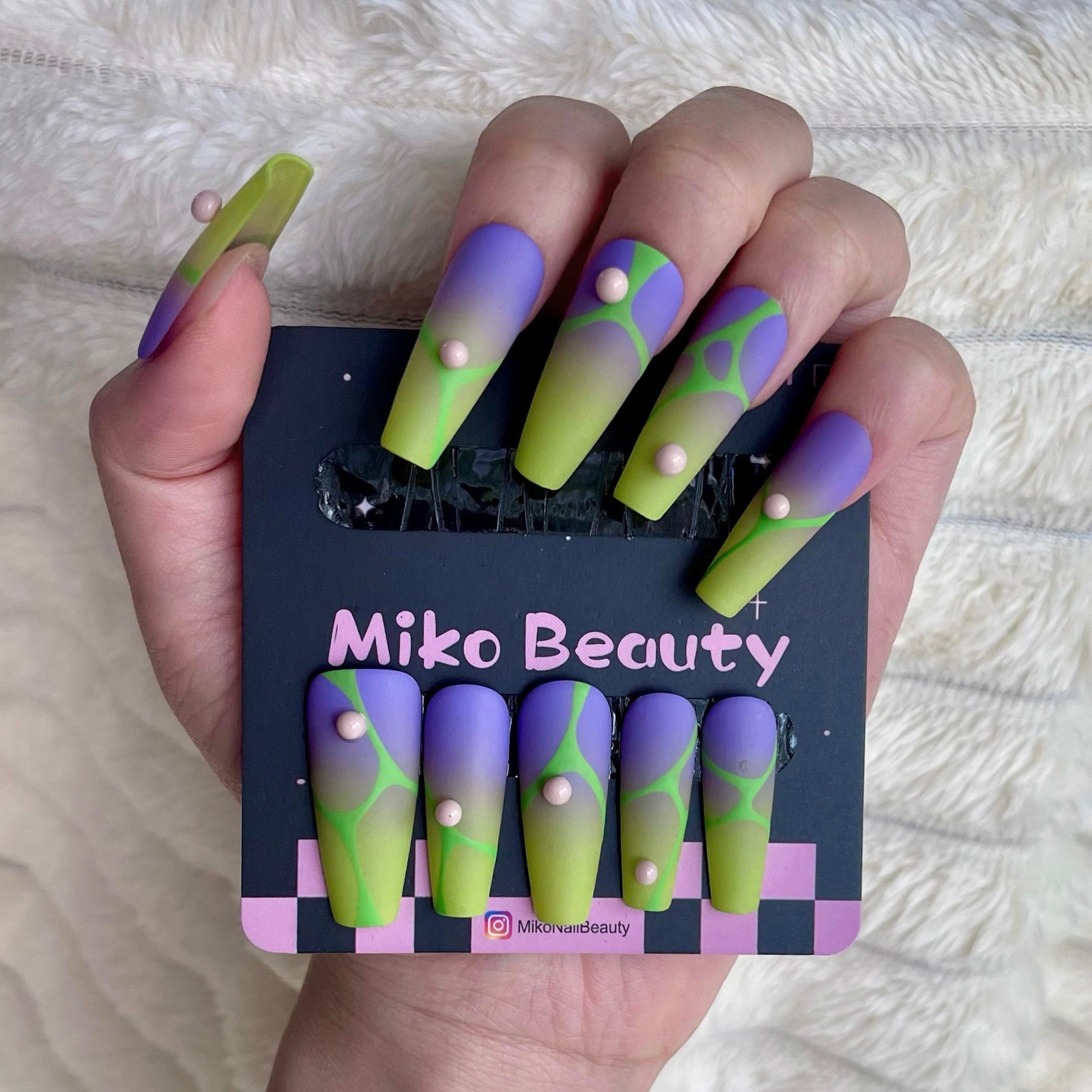 Mikomiko Nail handmade press ons, Neon,  Best Viewed 3D Artificial Fake Nails Art Beauty Reusable Reusable Nails, Matte nail, 3D ball, Purple and green, Ombre, Extra long Coffin, Girls must have, gift for women